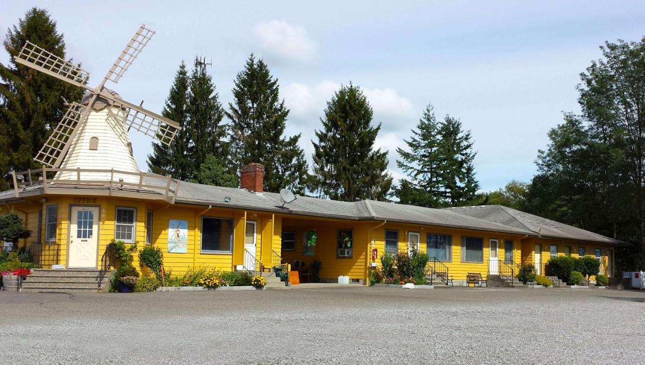 Windmill Inn Lynden Екстер'єр фото