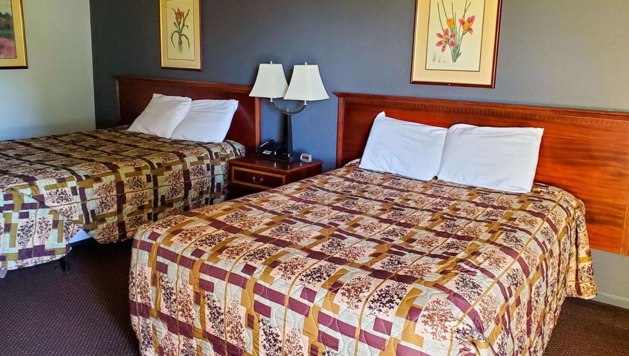 Windmill Inn Lynden Екстер'єр фото