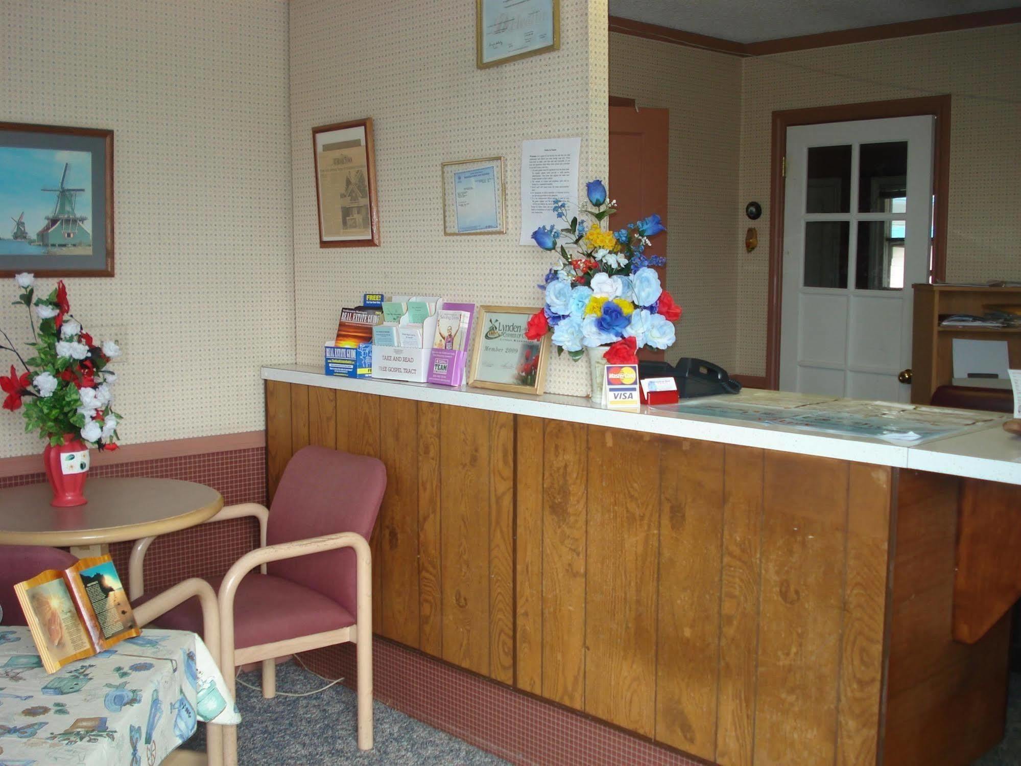 Windmill Inn Lynden Екстер'єр фото