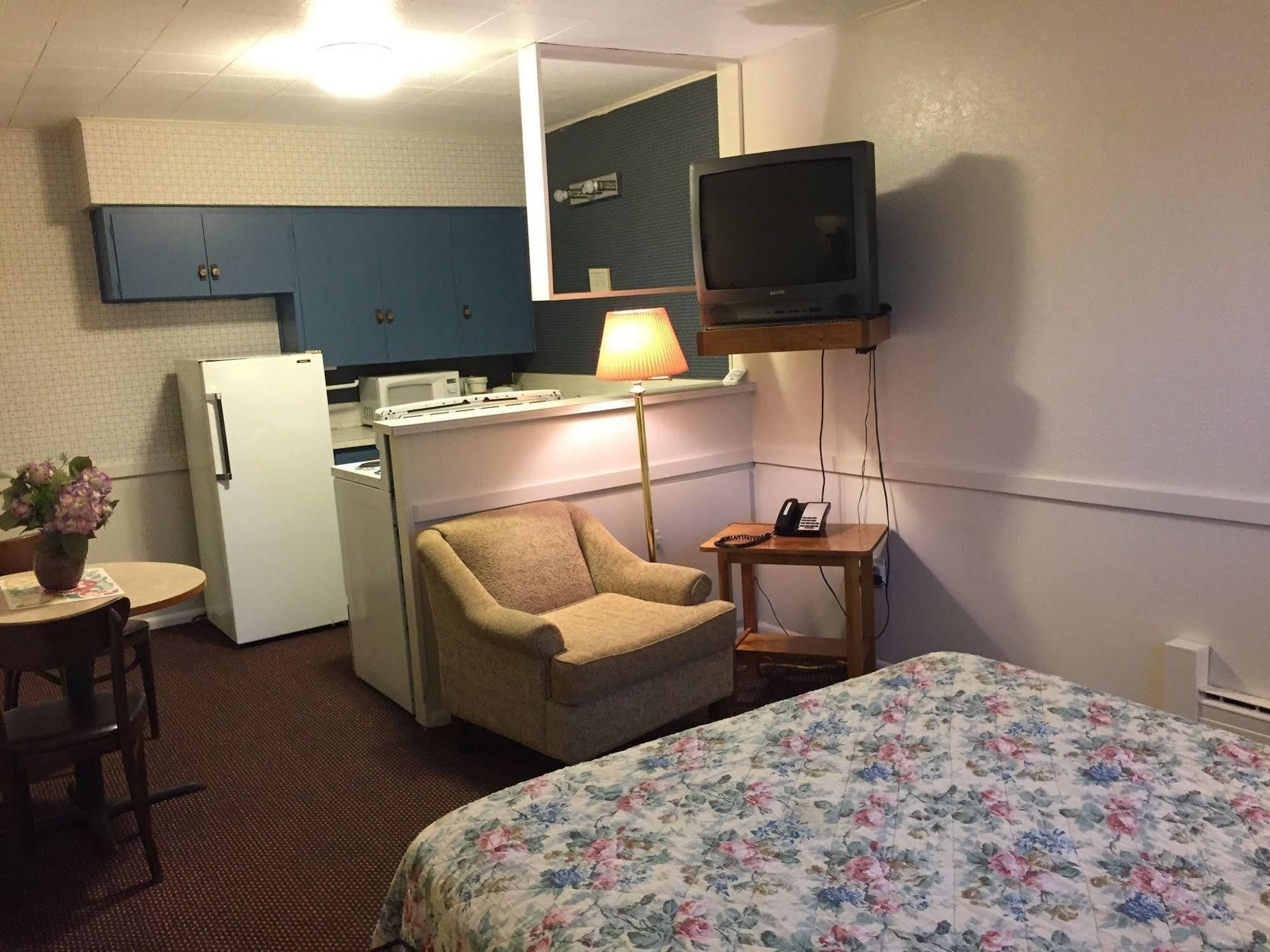 Windmill Inn Lynden Екстер'єр фото
